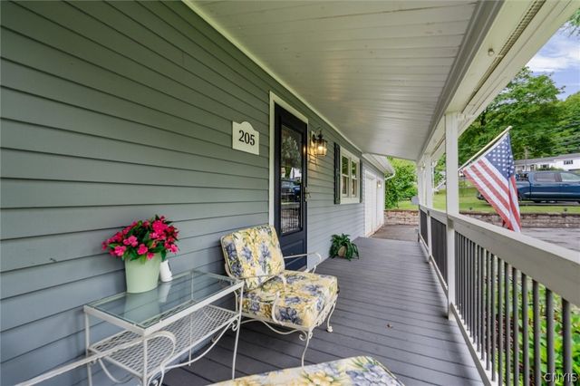 205 Garrett Drive, Manlius, NY 13104