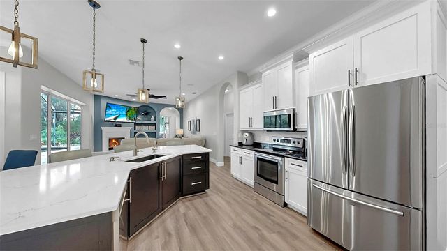 21803 DEER POINTE CROSSING, Bradenton, FL 34202