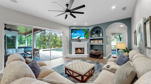 21803 DEER POINTE CROSSING, Bradenton, FL 34202