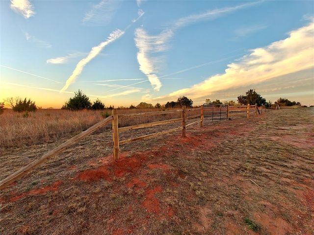 Topaz Lane, Blanchard, OK 73010