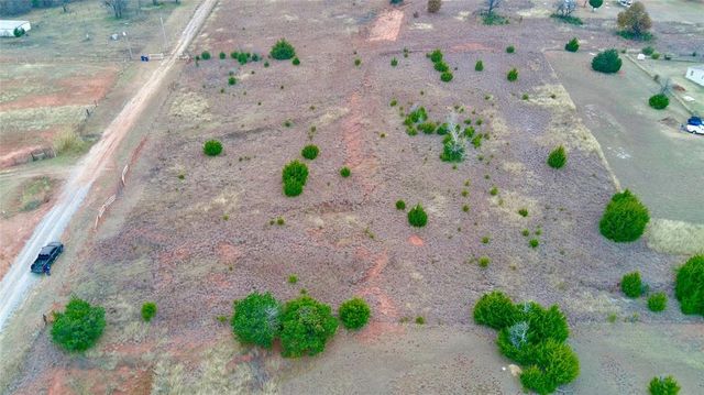 Topaz Lane, Blanchard, OK 73010
