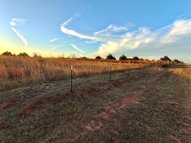 Topaz Lane, Blanchard, OK 73010