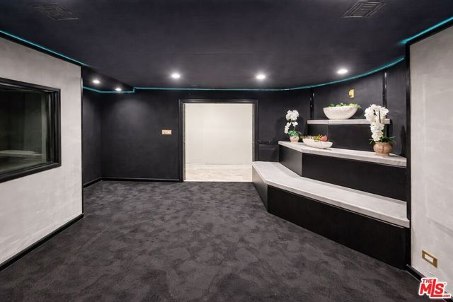 14132 Beresford Road, Beverly Hills, CA 90210