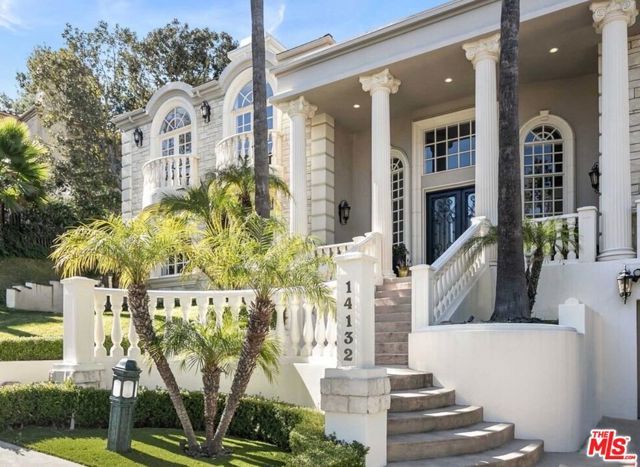 14132 Beresford Road, Beverly Hills, CA 90210