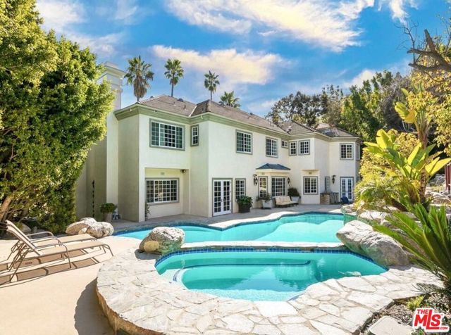 14132 Beresford Road, Beverly Hills, CA 90210
