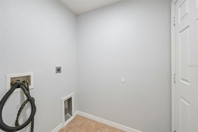 1528 KOLTENBORN ROAD, North Port, FL 34288