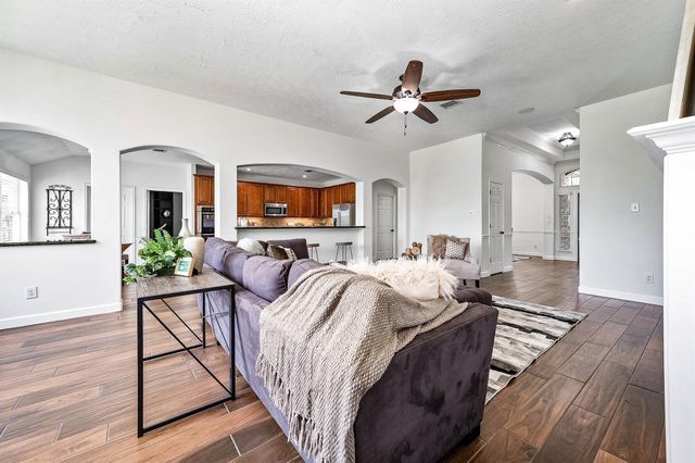 1418 Wellshire Drive, Katy, TX 77494