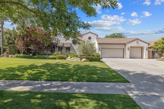 4638 W Lark Court, Visalia, CA 93291