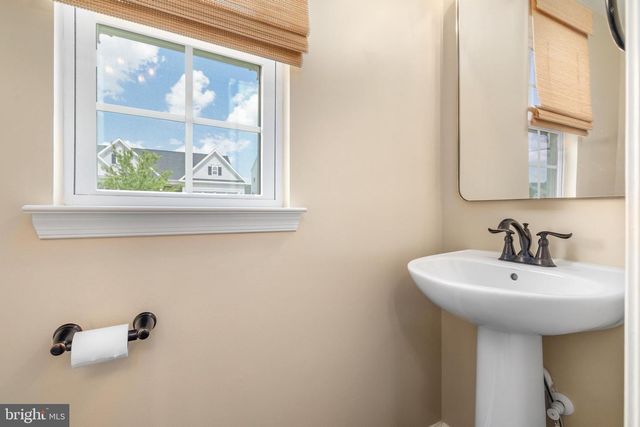 116 IRONWEED DR, Lake Frederick, VA 22630