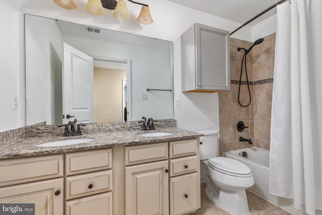116 IRONWEED DR, Lake Frederick, VA 22630