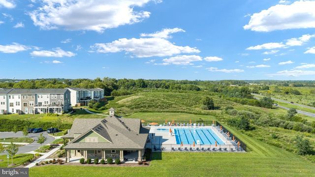 116 IRONWEED DR, Lake Frederick, VA 22630