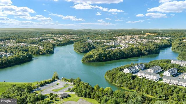 116 IRONWEED DR, Lake Frederick, VA 22630