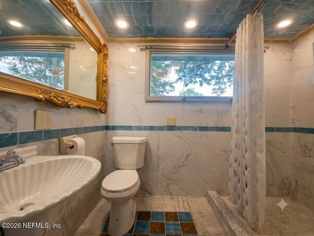 2103 ALLANDALE Circle W, Jacksonville, FL 32254