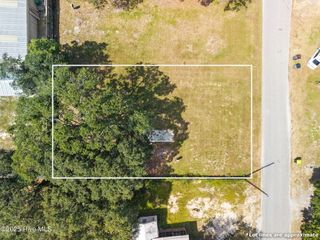673 Harbor Drive SE, Bolivia, NC 28422