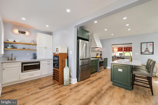 5536 CARVILLE AVE, Baltimore, MD 21227