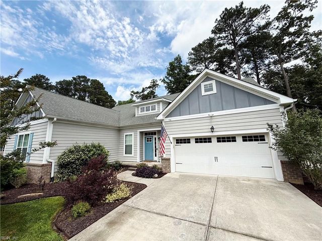 716 River Hollow CT, Chesapeake, VA 23320