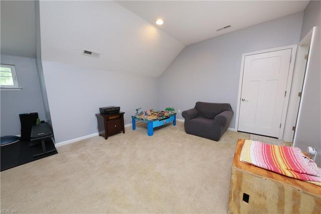 716 River Hollow CT, Chesapeake, VA 23320