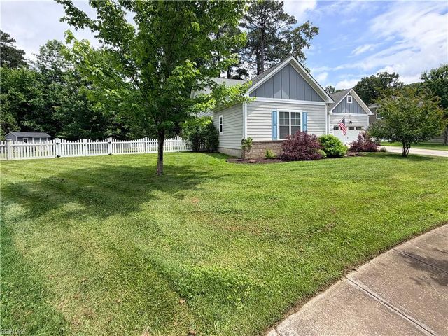 716 River Hollow CT, Chesapeake, VA 23320