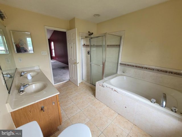 16 HENRY WAY, Elkton, MD 21921