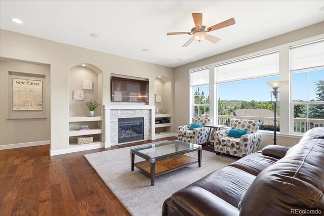 1914 Diamond Head Drive, Castle Rock, CO 80104