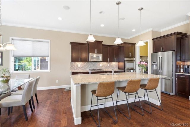 1914 Diamond Head Drive, Castle Rock, CO 80104