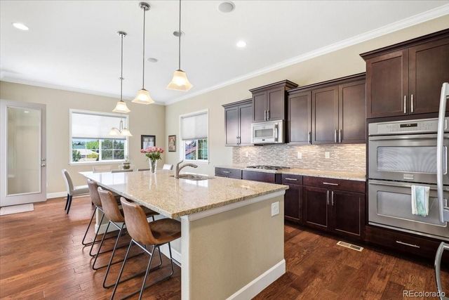 1914 Diamond Head Drive, Castle Rock, CO 80104