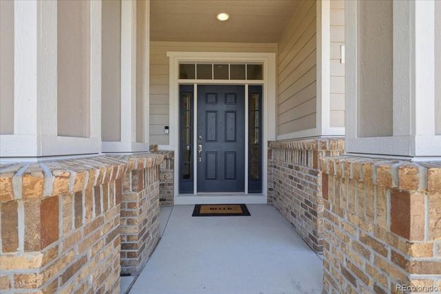 1914 Diamond Head Drive, Castle Rock, CO 80104
