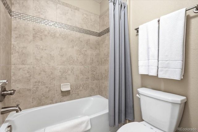 1914 Diamond Head Drive, Castle Rock, CO 80104