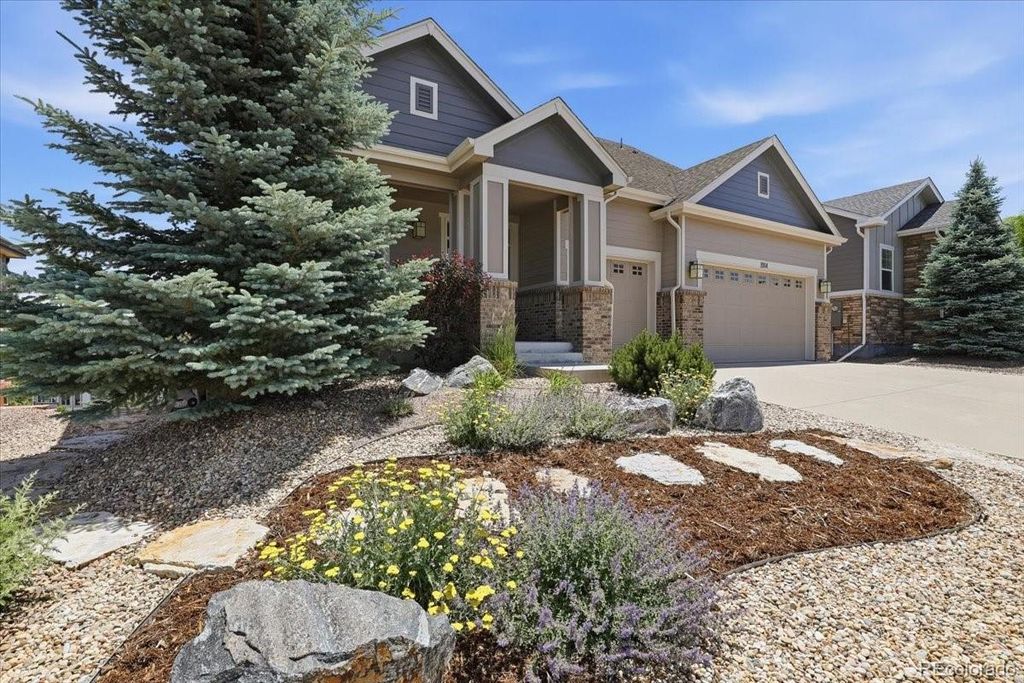 1914 Diamond Head Drive, Castle Rock, CO 80104