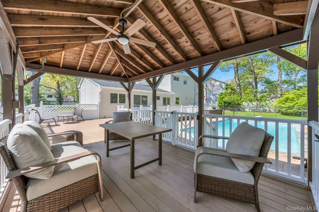 116 Gannet Drive, Commack, NY 11725