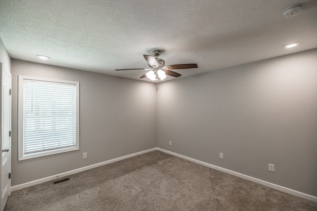 1314 Goshentown Rd, Hendersonville, TN 37075