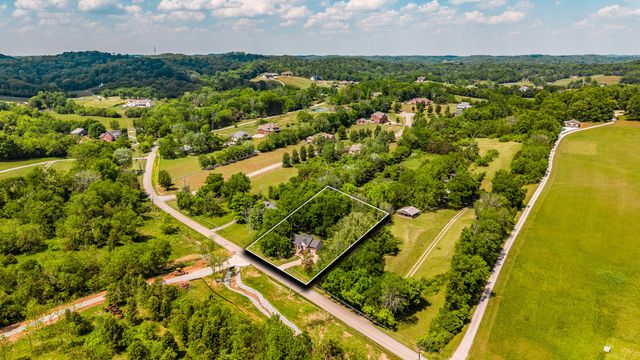1314 Goshentown Rd, Hendersonville, TN 37075