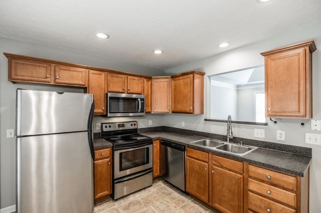 1314 Goshentown Rd, Hendersonville, TN 37075
