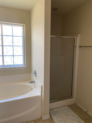 3511 Austin Street, Gainesville, TX 76240
