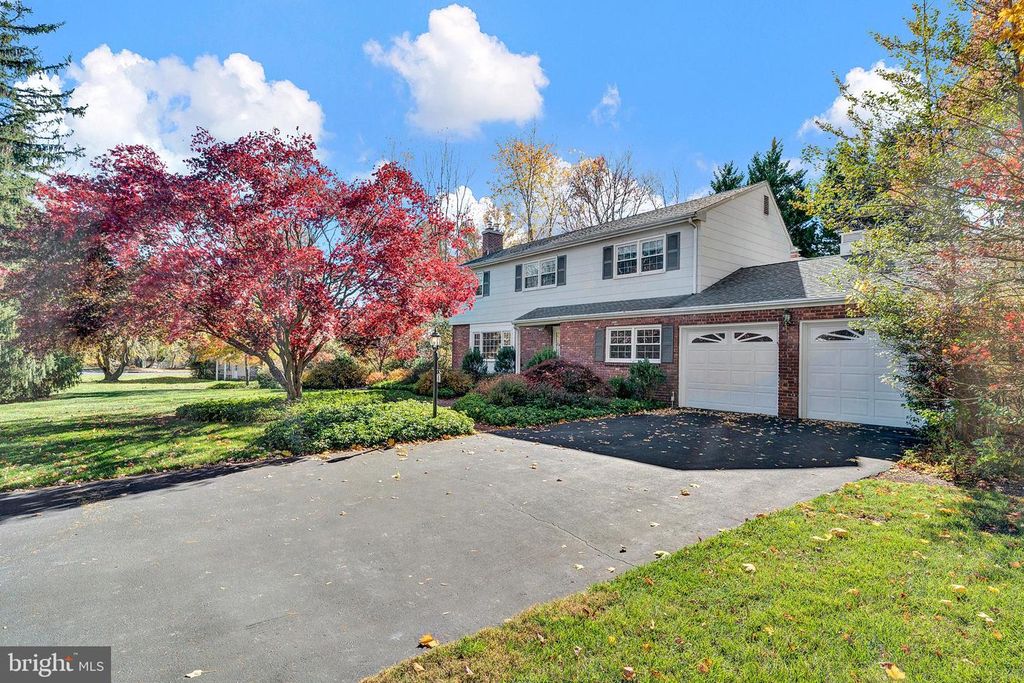 4 OLD FORGE, Ewing Twp, NJ 08560