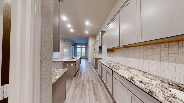 2502 Shallow Lake Drive, Iowa Colony, TX 77583