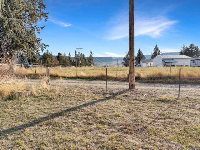 643 NE Coles Road, Prineville, OR 97754