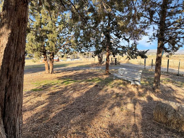 643 NE Coles Road, Prineville, OR 97754