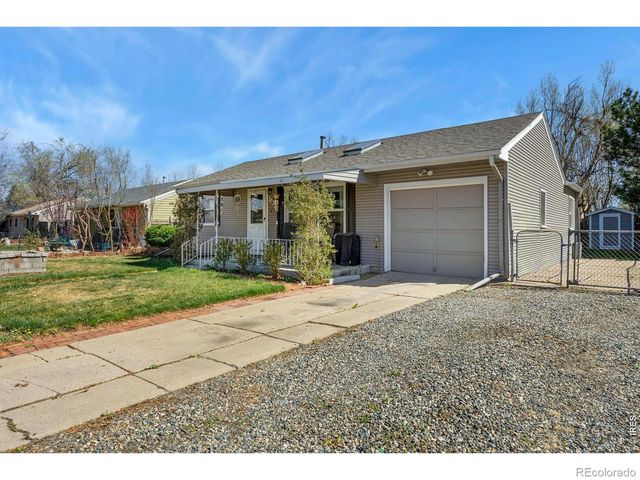 740 Ironton Street, Aurora, CO 80010