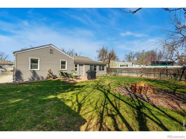 740 Ironton Street, Aurora, CO 80010