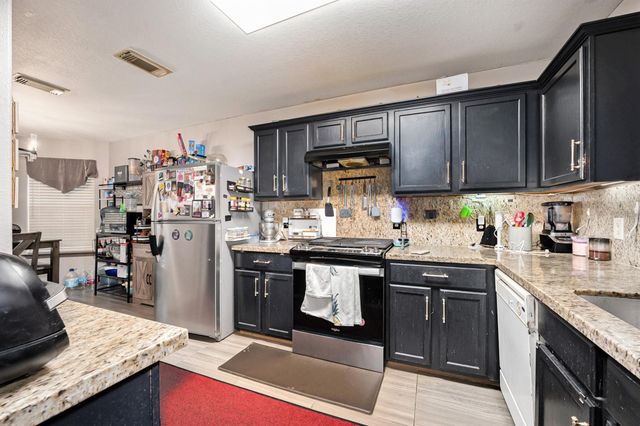 13807 Bonnetbriar Lane, Sugar Land, TX 77498