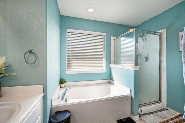 13807 Bonnetbriar Lane, Sugar Land, TX 77498