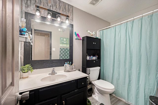 13807 Bonnetbriar Lane, Sugar Land, TX 77498