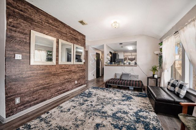 13807 Bonnetbriar Lane, Sugar Land, TX 77498