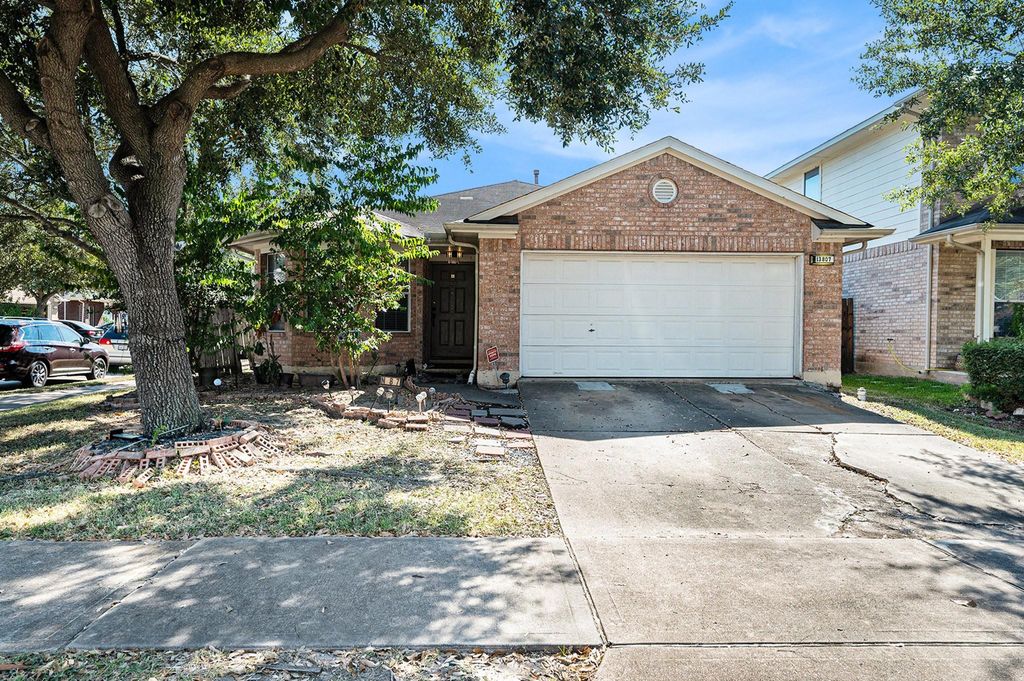 13807 Bonnetbriar Lane, Sugar Land, TX 77498