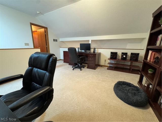 2518 Woodlawn Circle NW 42A, Canton, OH 44708