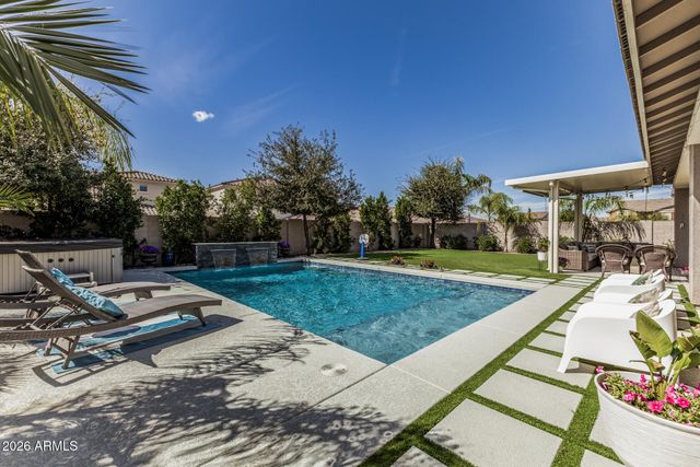 4724 S RHODIUM Lane, Mesa, AZ 85212