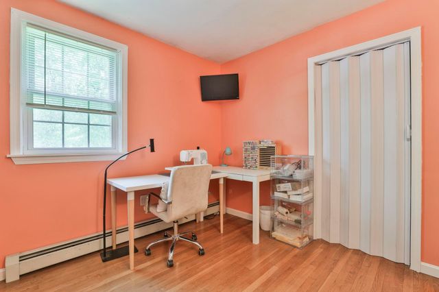 198 Wash Pond Road, Hampstead, NH 03841