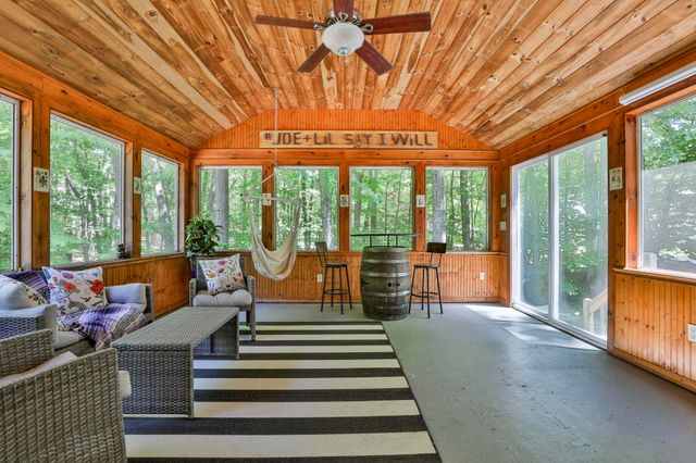 198 Wash Pond Road, Hampstead, NH 03841
