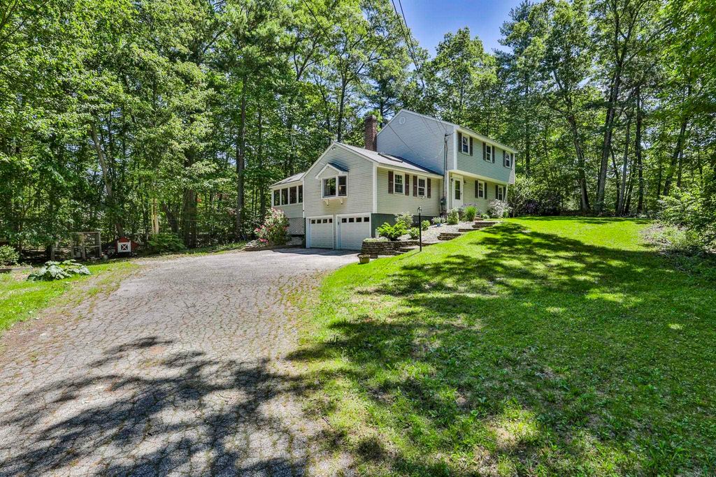 198 Wash Pond Road, Hampstead, NH 03841